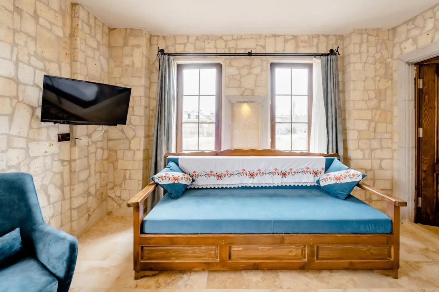 Faruk's Uchisar Castle Panorama House Hotel Nevşehir Bagian luar foto