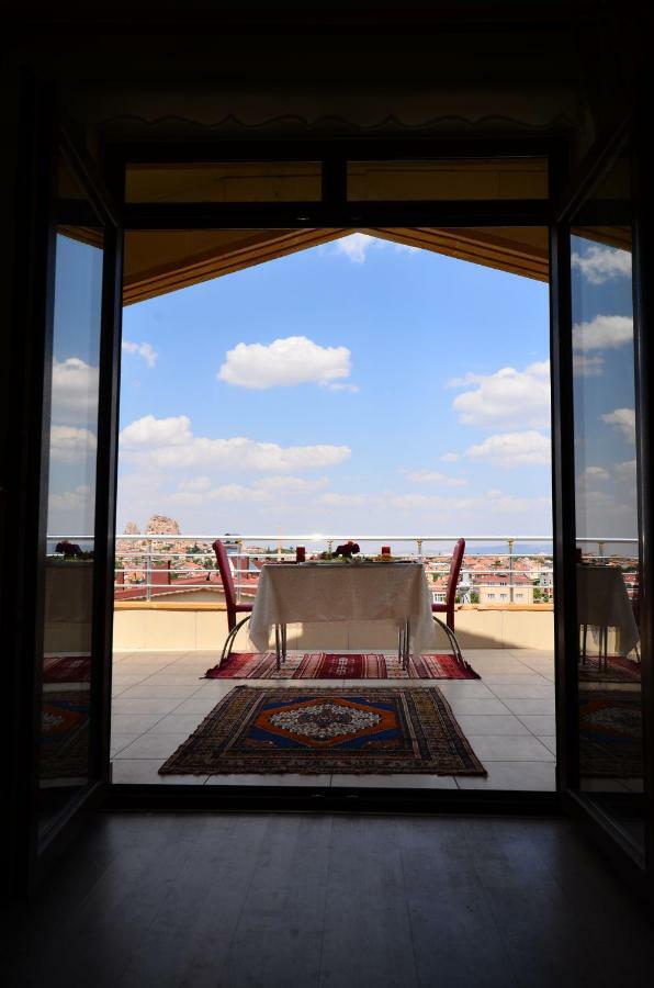 Faruk's Uchisar Castle Panorama House Hotel Nevşehir Bagian luar foto
